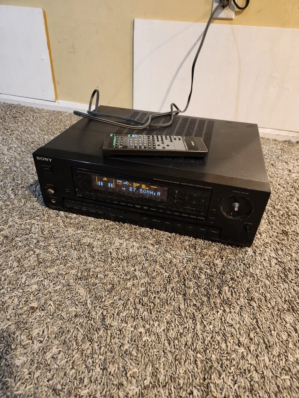 Vintage Sony Black Audio Receiver with Remote Missing Volume Knob. Works Great!